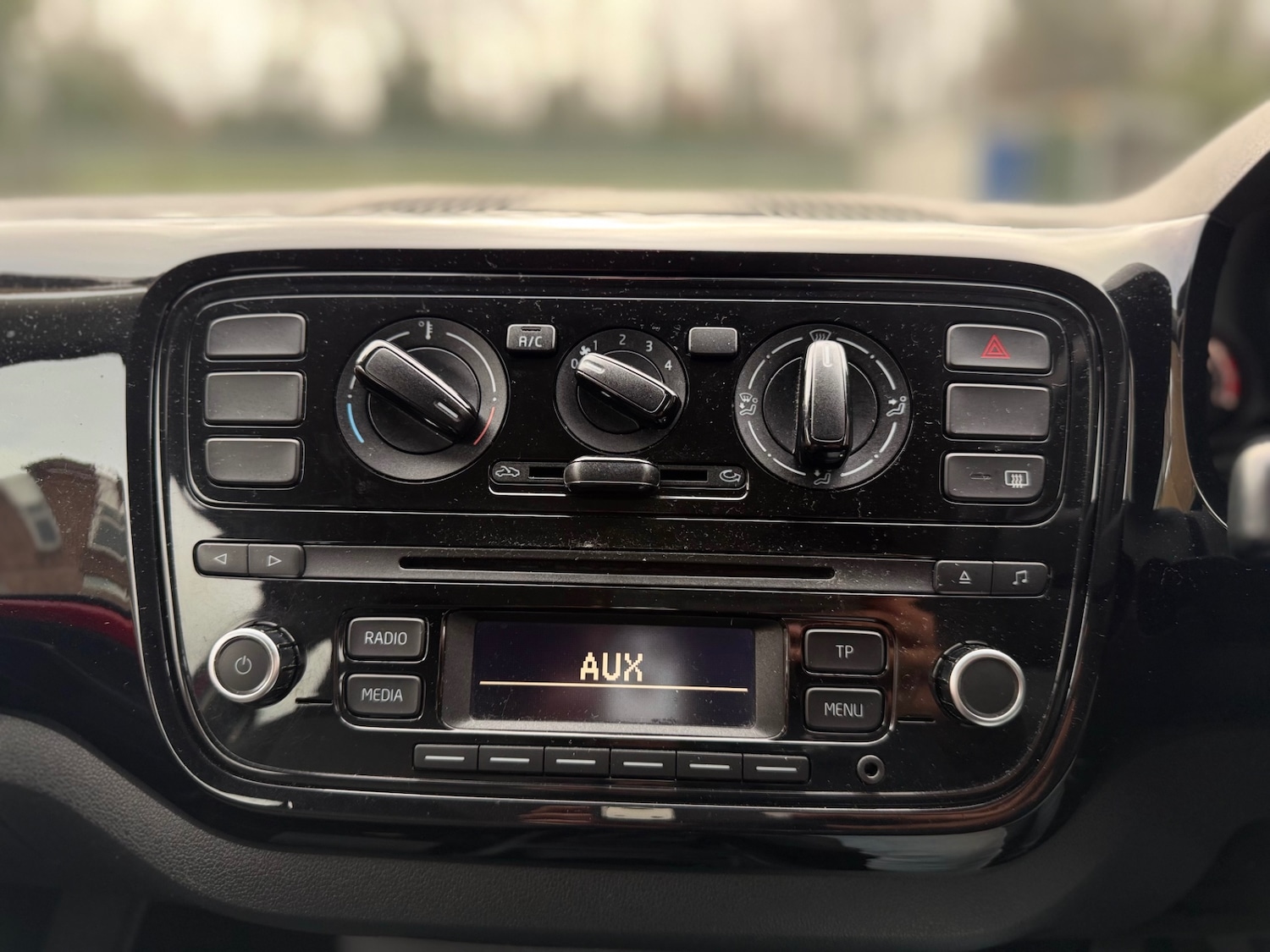 Used Volkswagen up! 2013 for sale - 77578164: Photo 25