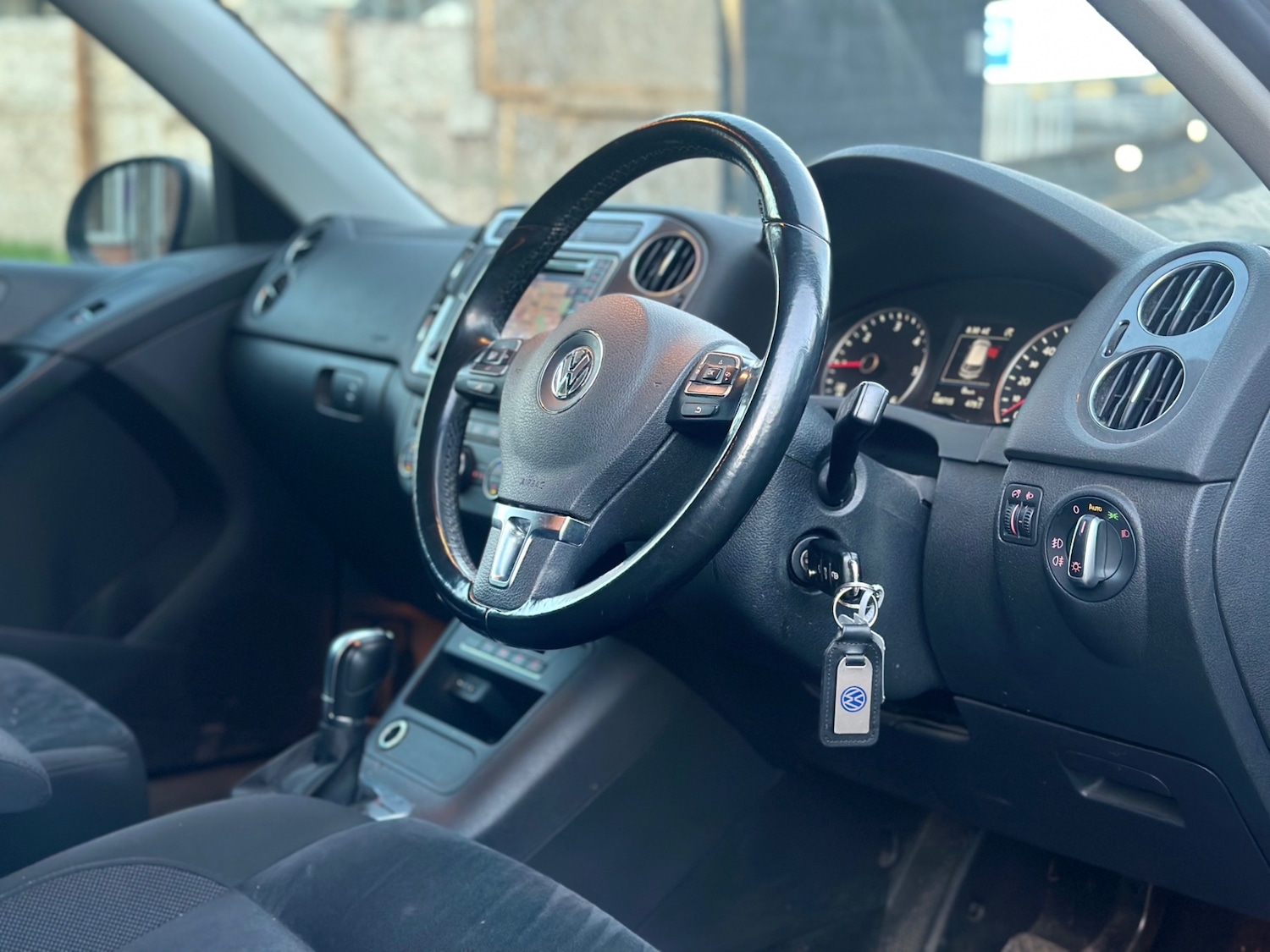 Used Volkswagen Tiguan 2015 for sale - 78061086: Photo 3