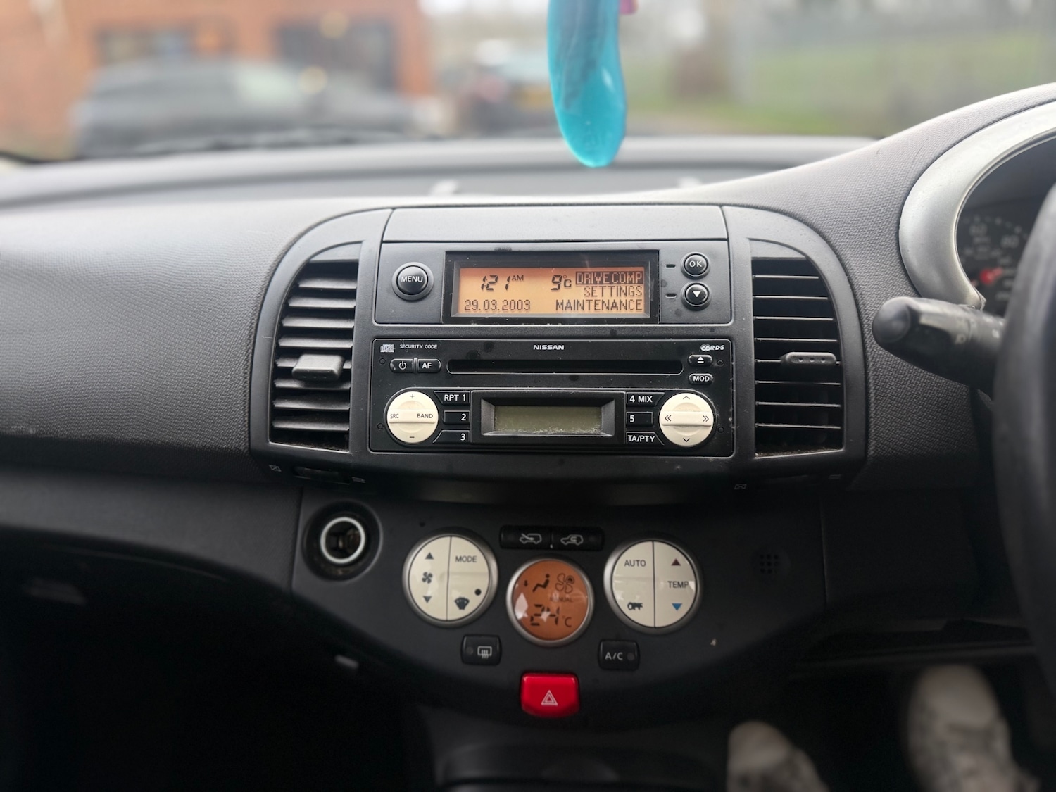 Used Nissan Micra 2004 for sale - 77545563: Photo 20