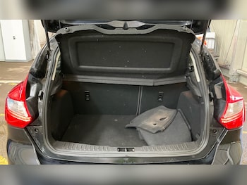 Used Ford Focus 2014 for sale - 77802877: Photo