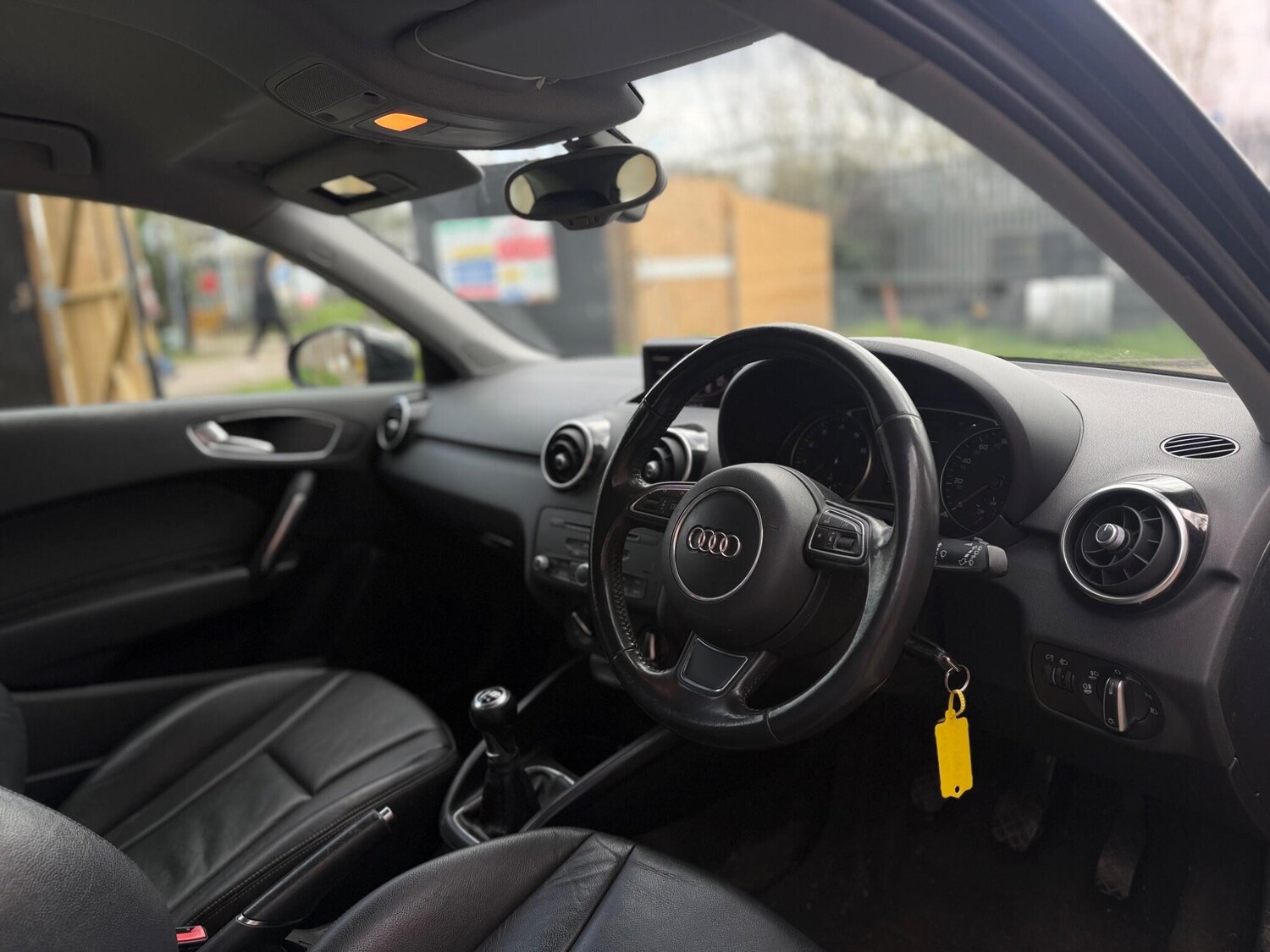 Used Audi A1 2011 for sale - 78175875: Photo 22