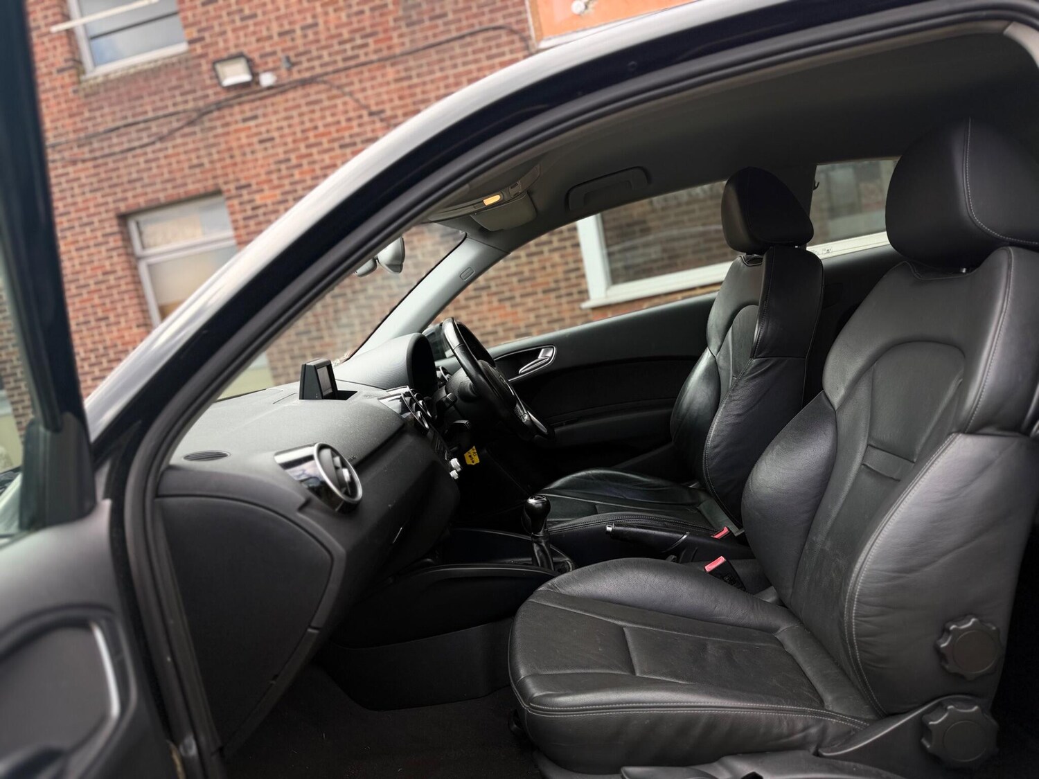 Used Audi A1 2011 for sale - 78175875: Photo 25