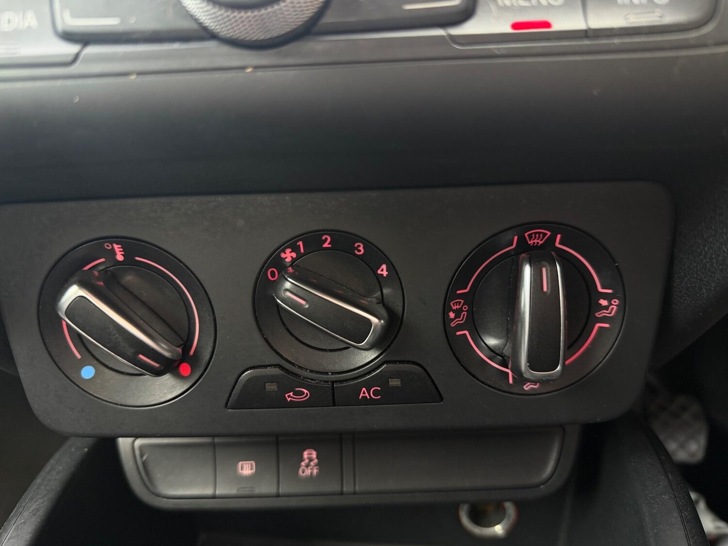 Used Audi A1 2011 for sale - 78175875: Photo 29