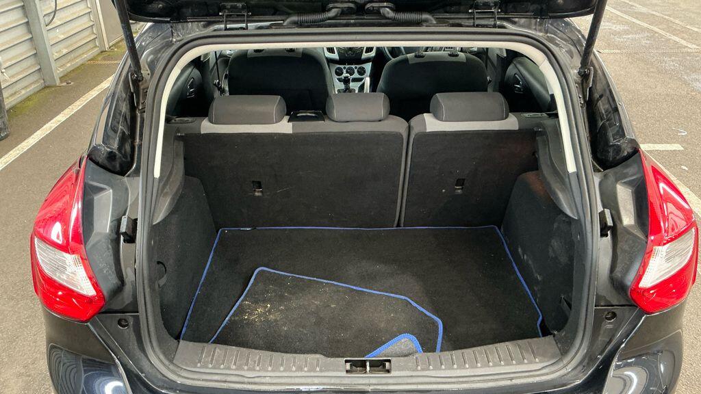 Used Ford Focus 2011 for sale - 78175868: Photo 7