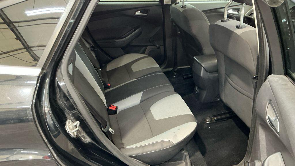 Used Ford Focus 2011 for sale - 78175868: Photo 8