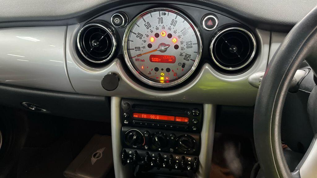 Used MINI Hatch 2005 for sale - 78175914: Photo 11