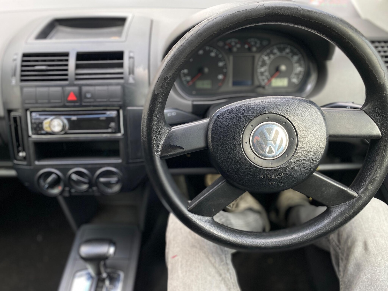 Used Volkswagen Polo 2004 for sale - 78175896: Photo 15