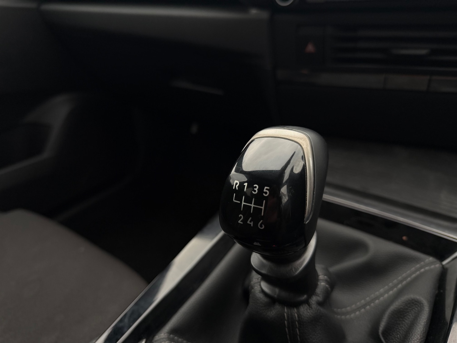 Used Vauxhall Astra 2024 for sale - 77687763: Photo 32