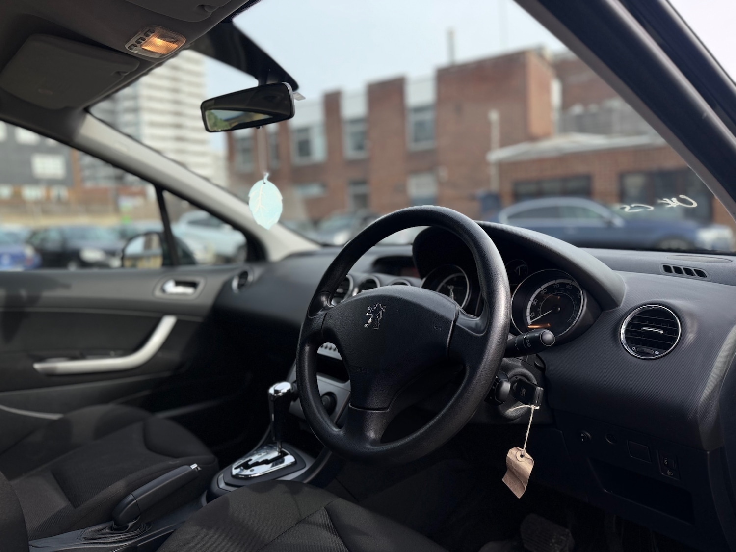 Used Peugeot 308 2010 for sale - 77589968: Photo 19