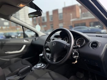 Used Peugeot 308 2010 for sale - 77589968: Photo