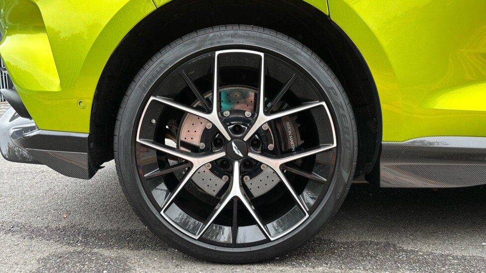 Used Aston Martin DBX 2024 for sale - 76067118: Photo 24