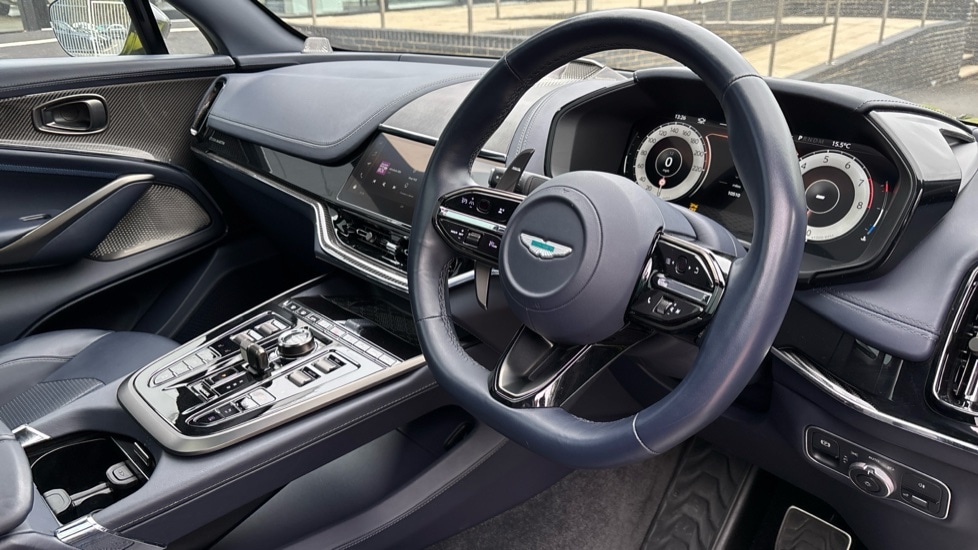 Used Aston Martin DBX 2024 for sale - 76067118: Photo 3