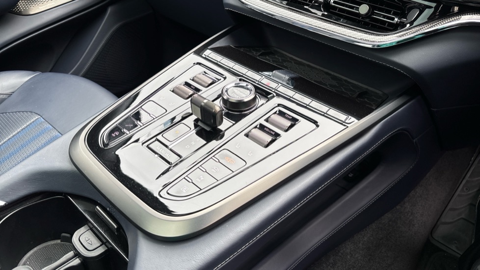 Used Aston Martin DBX 2024 for sale - 76067118: Photo 33