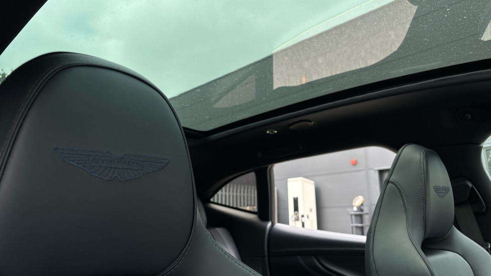 Used Aston Martin DBX 2024 for sale - 76067118: Photo 35