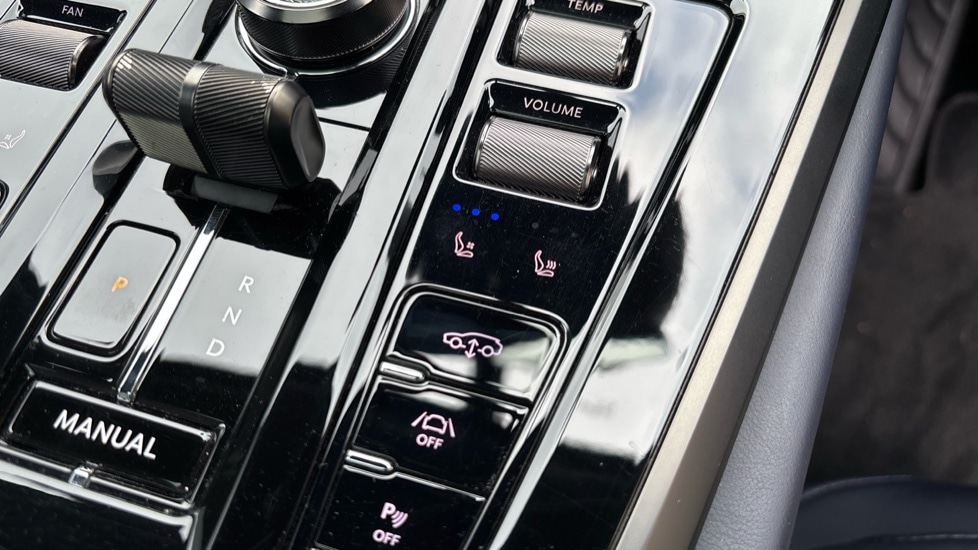 Used Aston Martin DBX 2024 for sale - 76067118: Photo 37