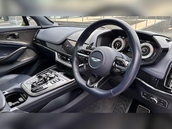 Used Aston Martin DBX 2024 for sale - 76067118: Photo