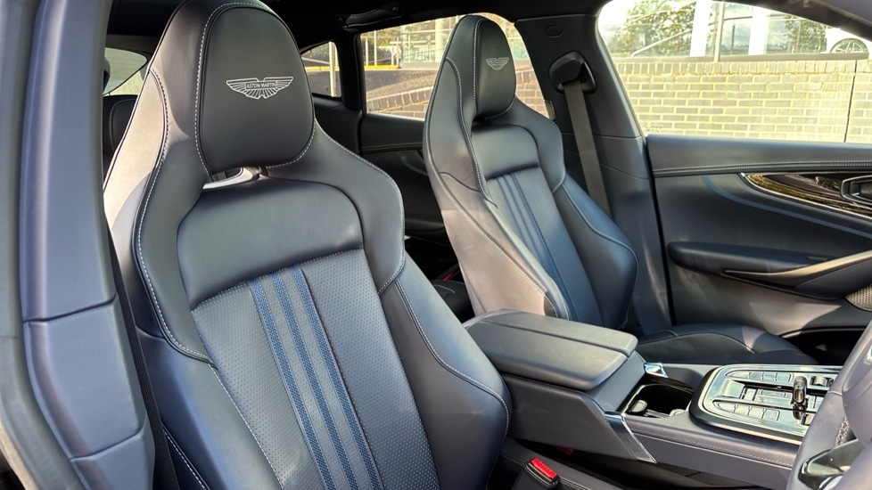 Used Aston Martin DBX 2024 for sale - 76067069: Photo 12