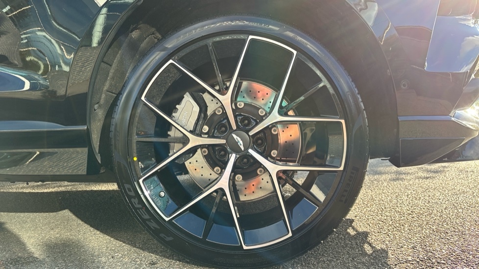 Used Aston Martin DBX 2024 for sale - 76067069: Photo 23