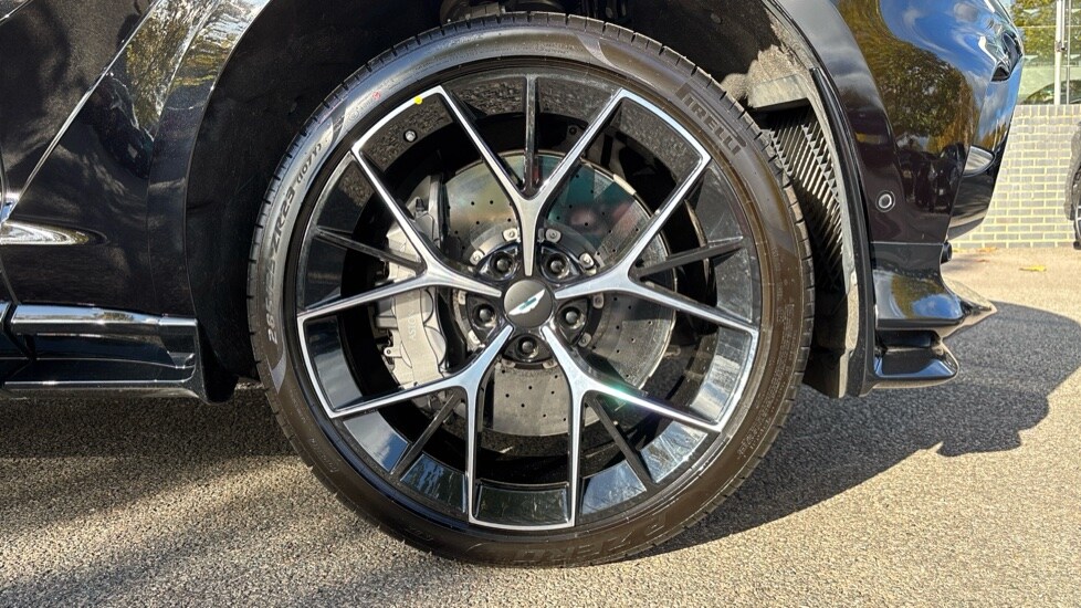 Used Aston Martin DBX 2024 for sale - 76067069: Photo 25