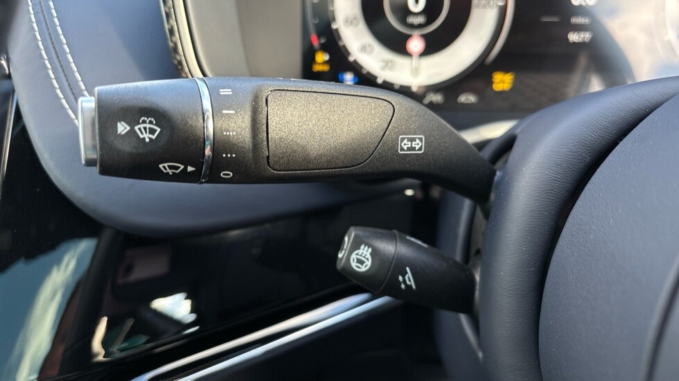 Used Aston Martin DBX 2024 for sale - 76067069: Photo 29