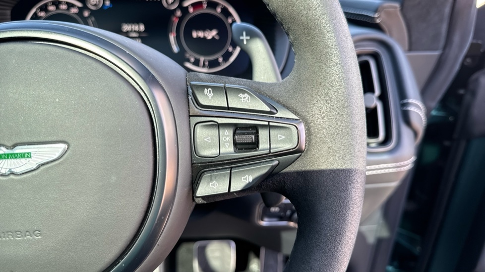 Used Aston Martin DBX 2022 for sale - 76466454: Photo 27