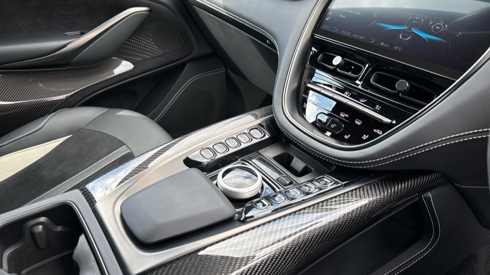 Used Aston Martin DBX 2022 for sale - 76466454: Photo 43