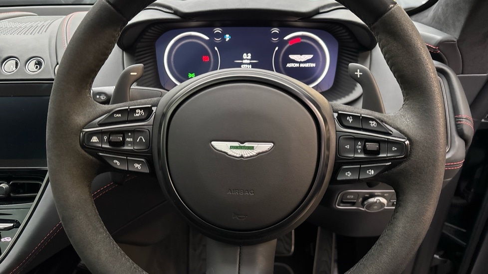 Used Aston Martin DBX 2023 for sale - 76015106: Photo 11