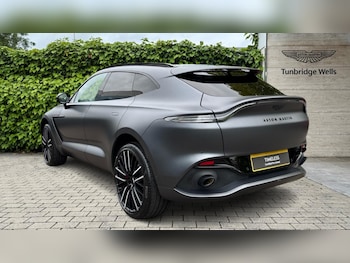 Used Aston Martin DBX 2023 for sale - 76015106: Photo