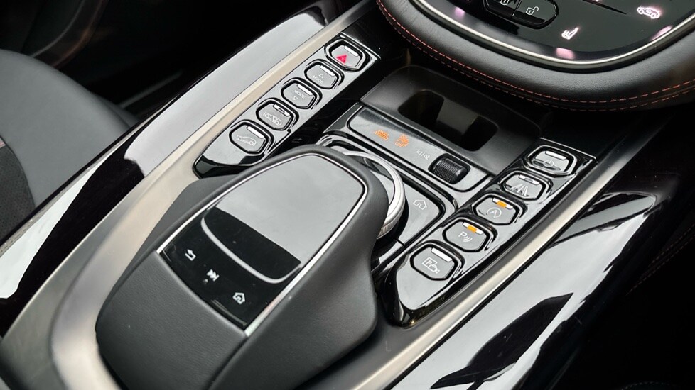 Used Aston Martin DBX 2023 for sale - 76015106: Photo 33