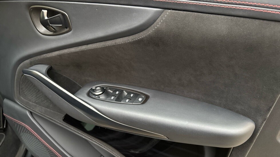 Used Aston Martin DBX 2023 for sale - 76015106: Photo 35