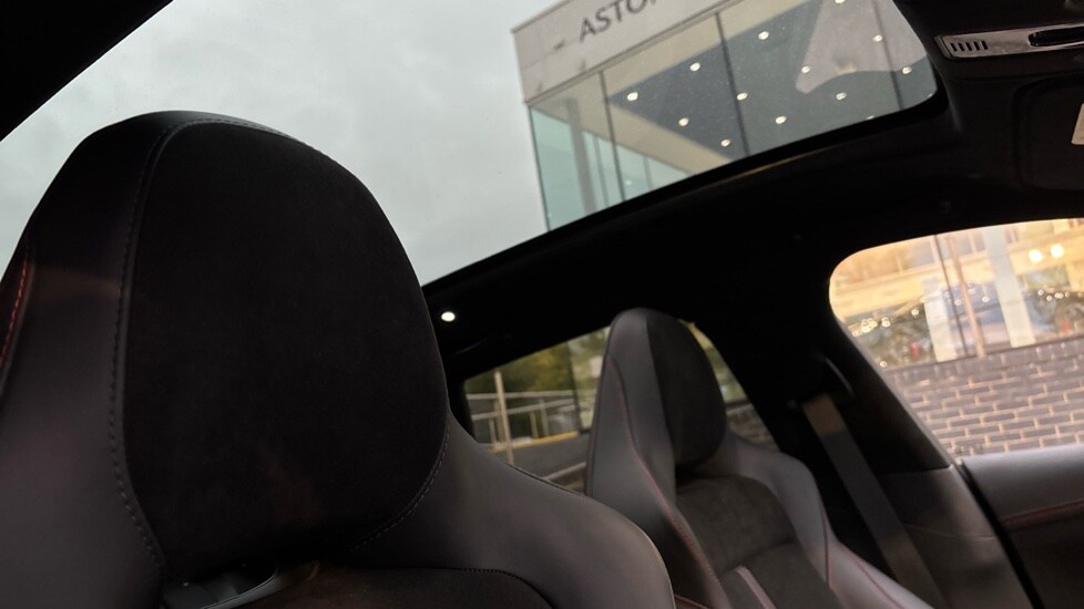 Used Aston Martin DBX 2023 for sale - 76015106: Photo 36