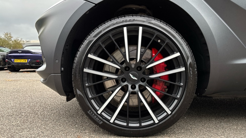 Used Aston Martin DBX 2023 for sale - 76015106: Photo 4