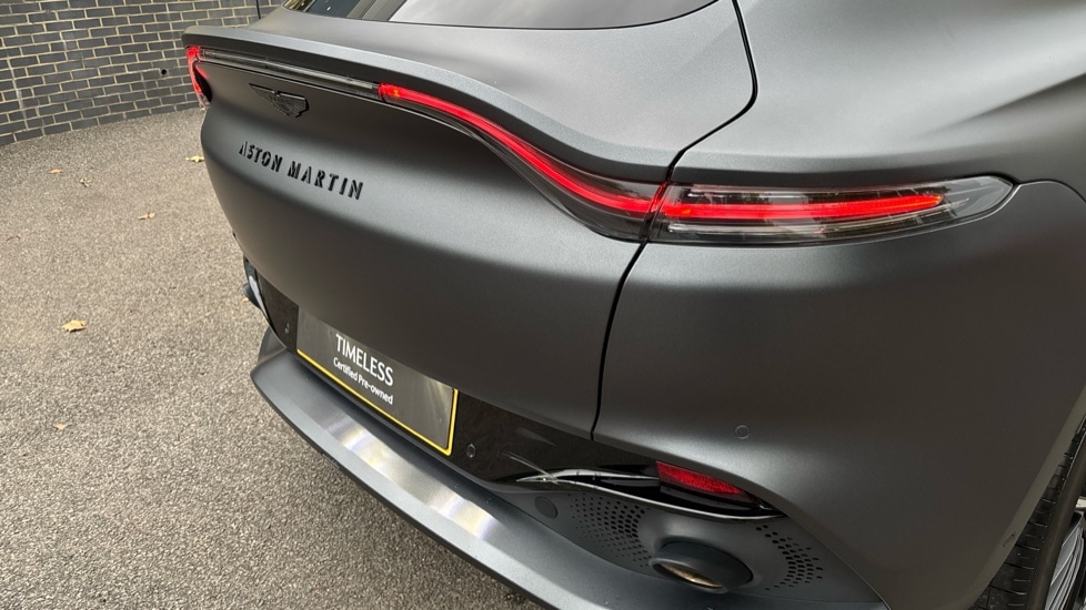 Used Aston Martin DBX 2023 for sale - 76015106: Photo 8