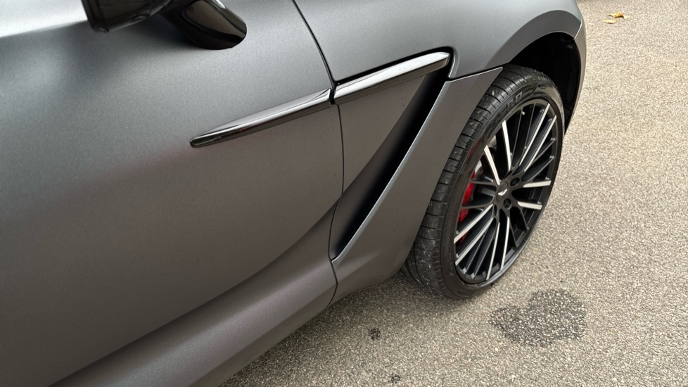 Used Aston Martin DBX 2023 for sale - 76015106: Photo 9