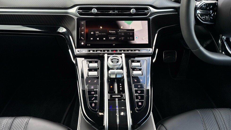 Used Aston Martin Vantage 2025 for sale - 75742762: Photo 10