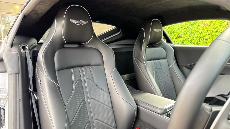 Used Aston Martin Vantage 2025 for sale - 75742762: Photo 12