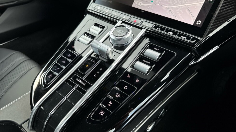 Used Aston Martin Vantage 2025 for sale - 75742762: Photo 33