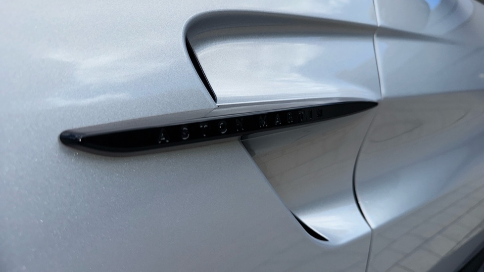 Used Aston Martin Vantage 2025 for sale - 75742762: Photo 43