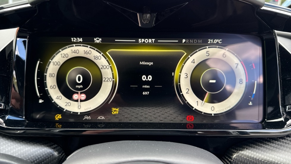 Used Aston Martin Vantage 2025 for sale - 75742762: Photo 6