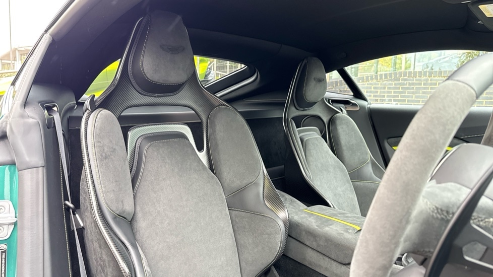 Used Aston Martin Vantage 2024 for sale - 76203881: Photo 12