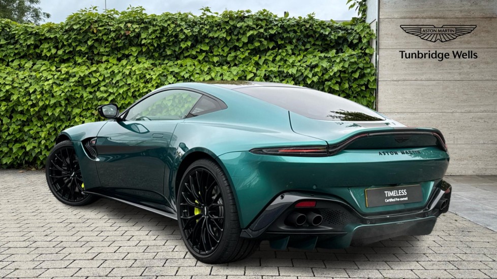 Used Aston Martin Vantage 2024 for sale - 76203881: Photo 2