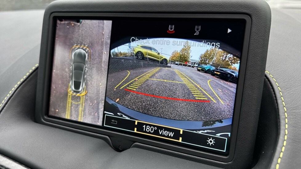 Used Aston Martin Vantage 2024 for sale - 76203881: Photo 30