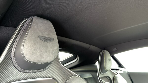 Used Aston Martin Vantage 2024 for sale - 76203881: Photo 35