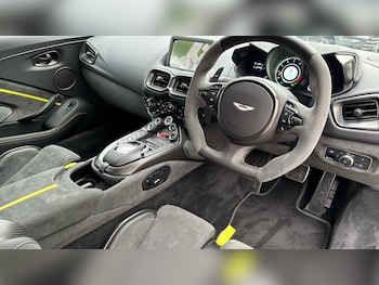 Used Aston Martin Vantage 2024 for sale - 76203881: Photo 3