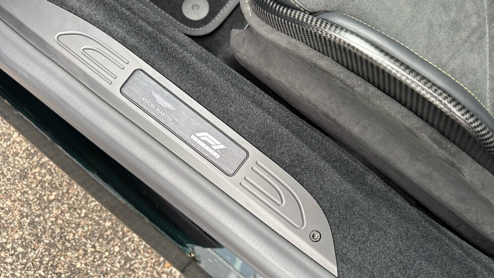 Used Aston Martin Vantage 2024 for sale - 76203881: Photo 41