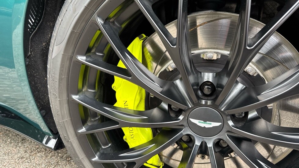 Used Aston Martin Vantage 2024 for sale - 76203881: Photo 42