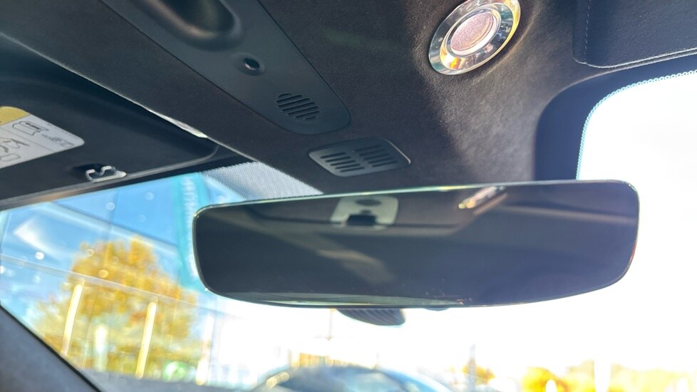 Used Aston Martin Vantage 2021 for sale - 76116808: Photo 36