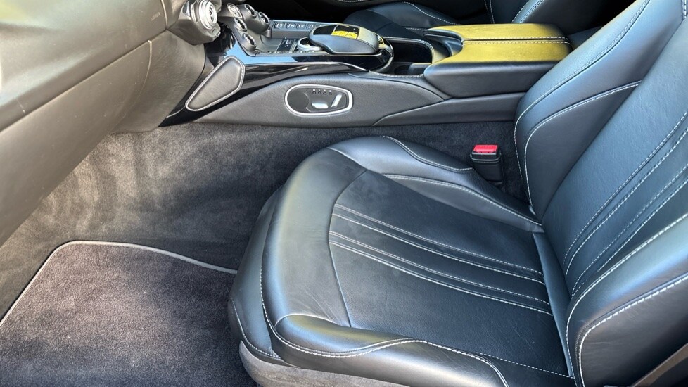 Used Aston Martin Vantage 2021 for sale - 76116808: Photo 37