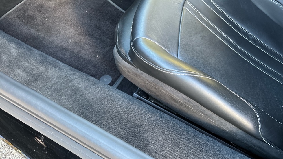 Used Aston Martin Vantage 2021 for sale - 76116808: Photo 42