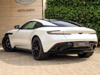 Used Aston Martin DB11 2018 for sale - 74207790: Photo